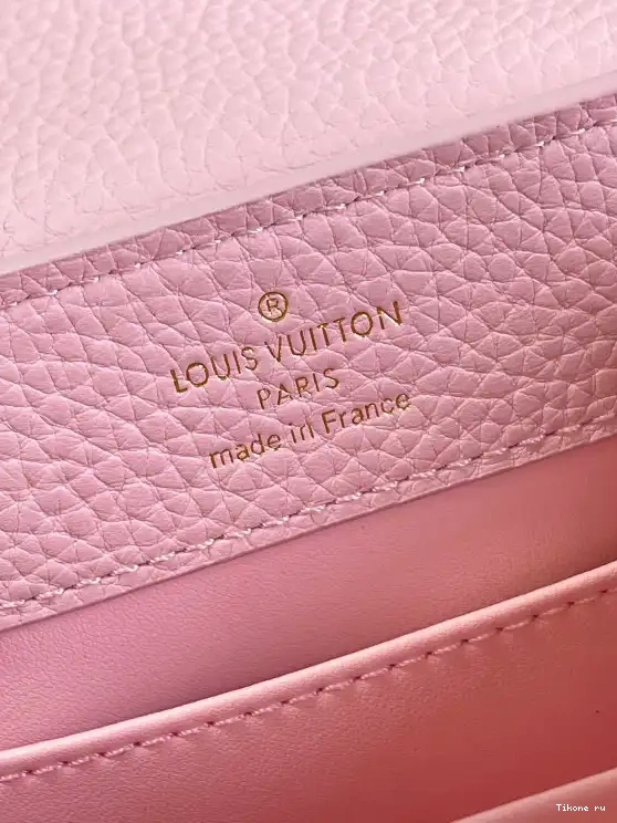 Cheap MINI LOUIS VUITTON CAPUCINES 0606